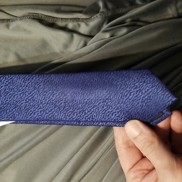 Calvin Klein Extreme Slim Blue Narrow Tie - Picture 1 of 15